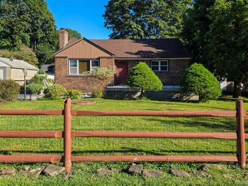 62 Montrose Point Road