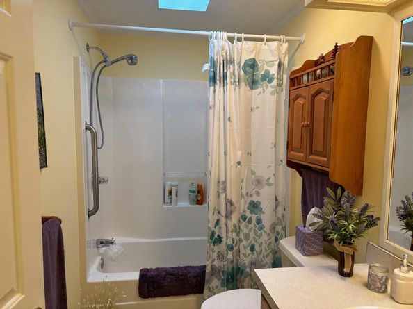 1407 Middle Road 22, Calverton NY 11933