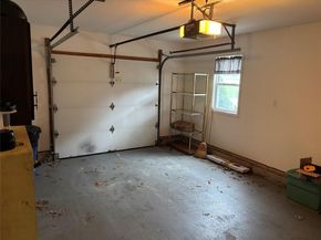 1407 Middle Road 22, Calverton NY 11933