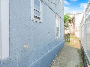 2123 W 9th Street, Brooklyn NY 11223