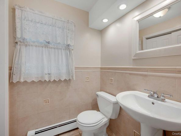 48 B Edgewater Park B, Bronx NY 10465