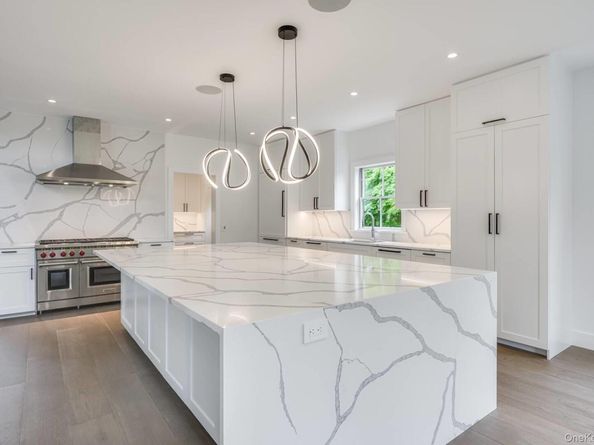 9 Kings Lane, Southampton NY 11968