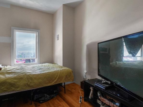 32 North Street, Bronx NY 10468