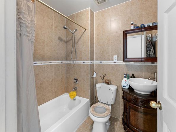 848 Morris Park Avenue, Bronx NY 10462