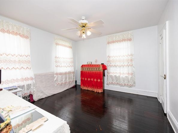 19512 McLaughlin Avenue, Holliswood NY 11423