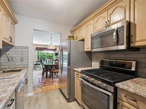 54 Tennis Court Lane 54, Mohegan Lake NY 10547