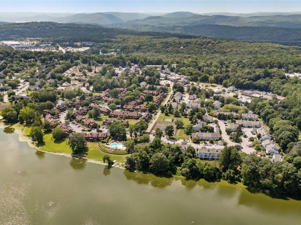 54 Tennis Court Lane 54, Mohegan Lake NY 10547