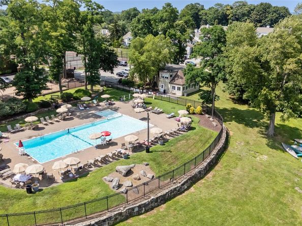 54 Tennis Court Lane 54, Mohegan Lake NY 10547