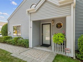 54 Tennis Court Lane 54, Mohegan Lake NY 10547