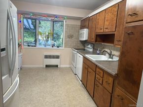 216 Glenwood Lane, Port Jefferson NY 11777