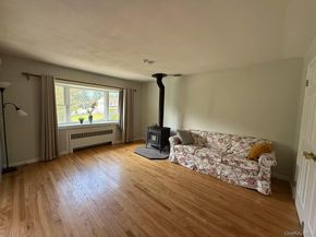 216 Glenwood Lane, Port Jefferson NY 11777