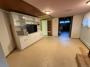 216 Glenwood Lane, Port Jefferson NY 11777