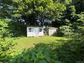 216 Glenwood Lane, Port Jefferson NY 11777