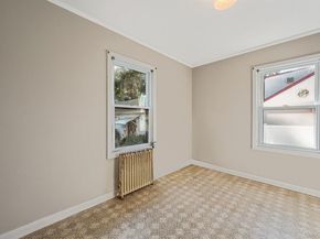 220 S Clinton Avenue, Lindenhurst NY 11757