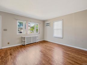 220 S Clinton Avenue, Lindenhurst NY 11757