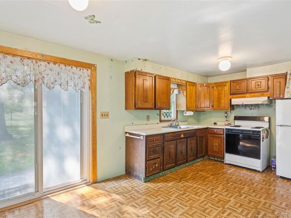 236B German Boulevard, Yaphank NY 11980