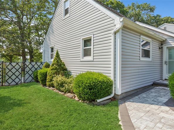 236B German Boulevard, Yaphank NY 11980