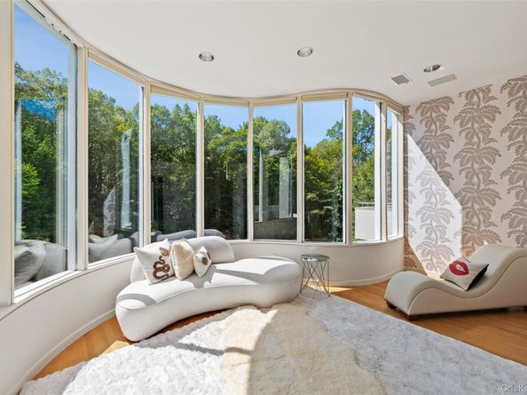 25 Col Sheldon Lane, Pound Ridge NY 10576