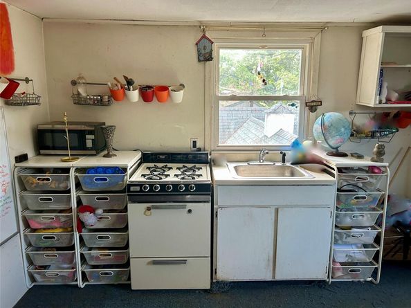 274 Hawkins Avenue, Ronkonkoma NY 11779