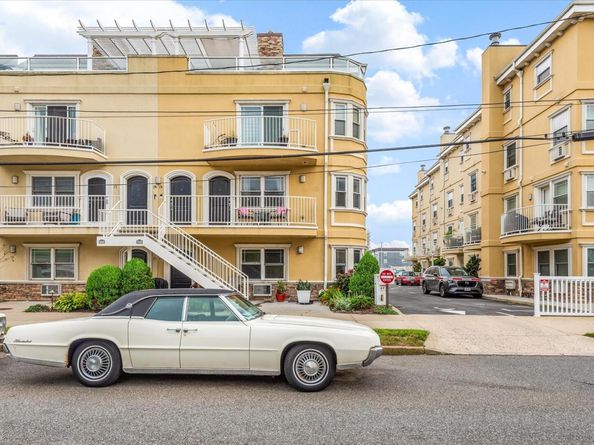 160 Beach 101st Street 16B, Rockaway Park NY 11694