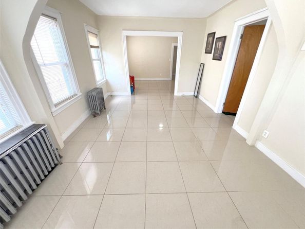 81 Autumn Avenue, Brooklyn NY 11208