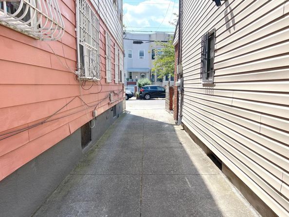 81 Autumn Avenue, Brooklyn NY 11208