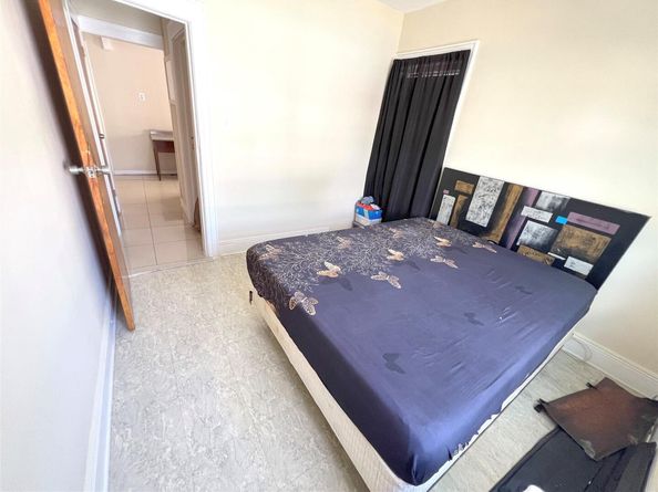 81 Autumn Avenue, Brooklyn NY 11208