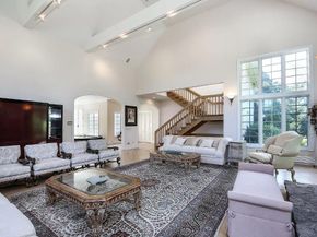 2 High Point Terrace, Scarsdale NY 10583