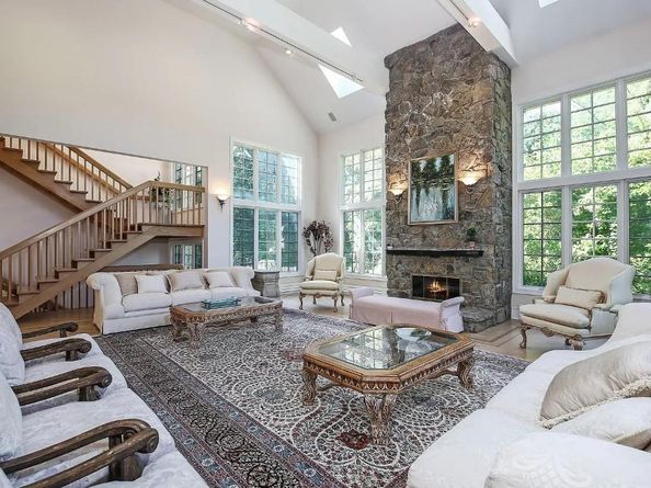 2 High Point Terrace, Scarsdale NY 10583