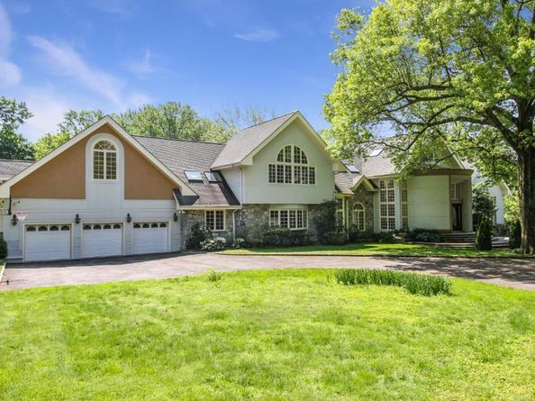 2 High Point Terrace, Scarsdale NY 10583