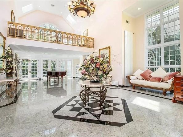 2 High Point Terrace, Scarsdale NY 10583