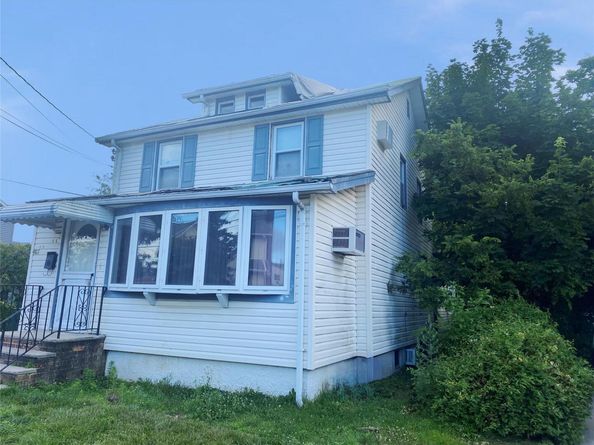 1 Lewis Place, Lynbrook NY 11563