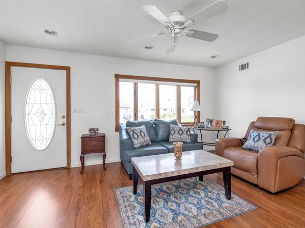 62 Grant Street, Freeport NY 11520