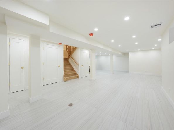 467 Stratford Road, Brooklyn NY 11218