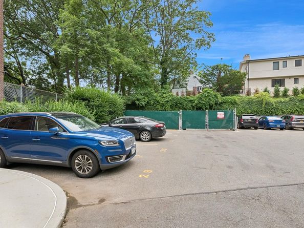 87-30 204 Street A78, Hollis NY 11423