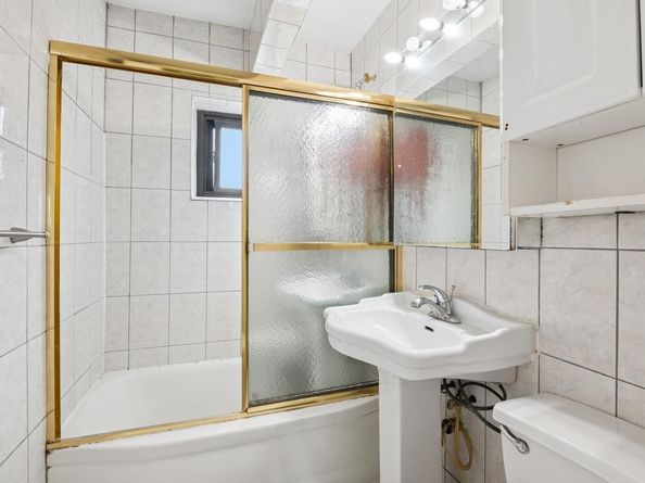 87-30 204 Street A78, Hollis NY 11423