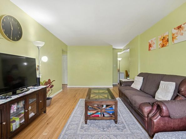 87-30 204 Street A78, Hollis NY 11423