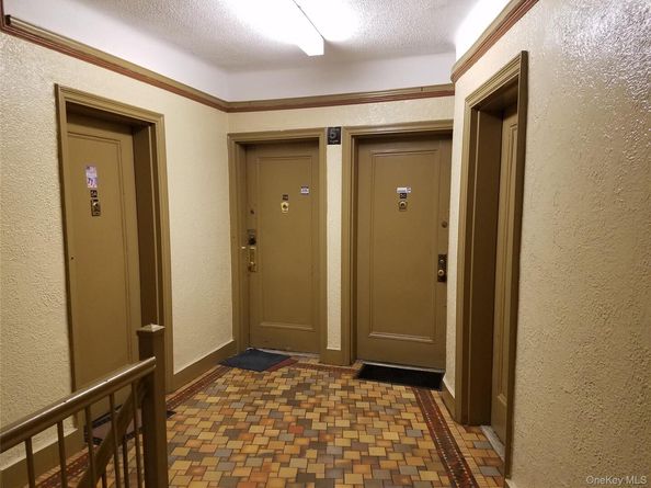 2166 Bronx Park East Street 2K, Bronx NY 10462