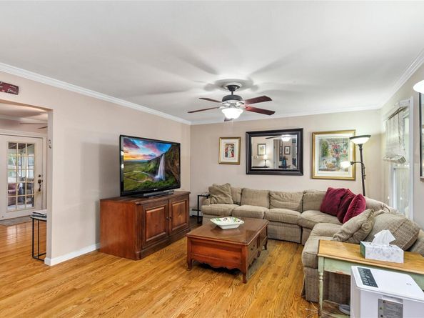 43 Westcliff Drive, Mount Sinai NY 11766