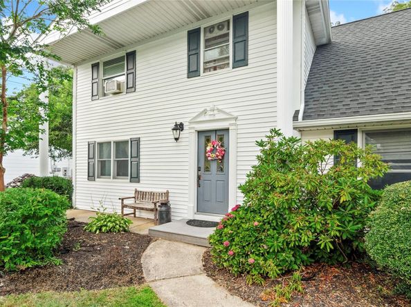 43 Westcliff Drive, Mount Sinai NY 11766