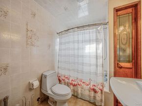 33 Nassau Parkway, Oceanside NY 11572