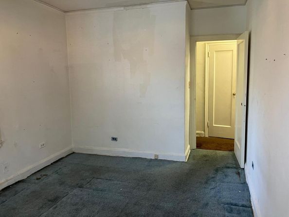 48-55 43 street 2F, Sunnyside NY 11377