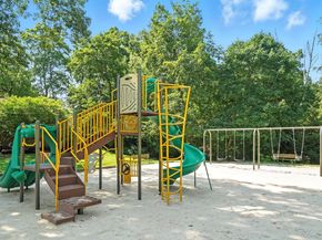 3 Bryant Crescent 1B, White Plains NY 10605