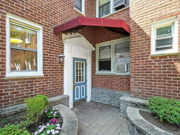 3 Bryant Crescent 1B, White Plains NY 10605