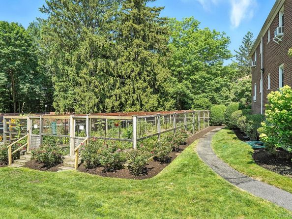 3 Bryant Crescent 1B, White Plains NY 10605