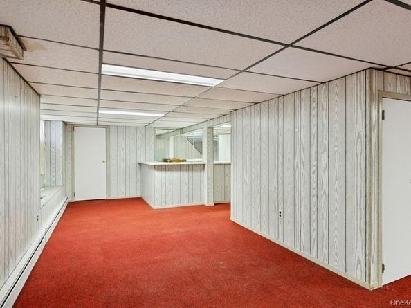 8 Cedar Place, Kings Park NY 11754
