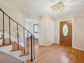 8 Cedar Place, Kings Park NY 11754