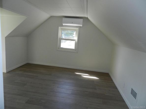 39 W 3rd Street, Patchogue NY 11772