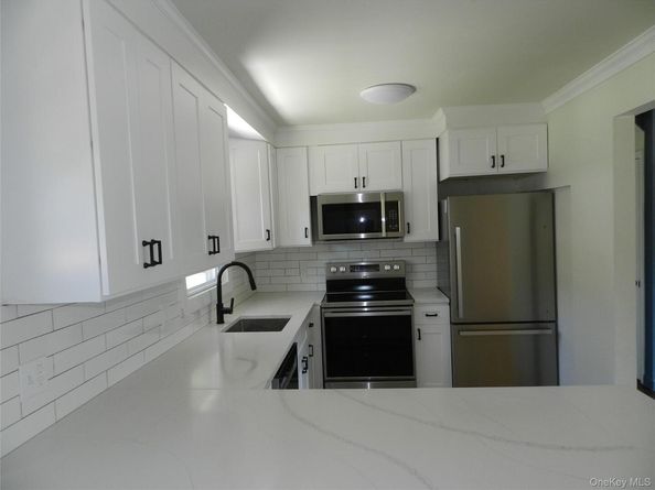 39 W 3rd Street, Patchogue NY 11772