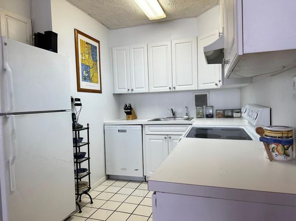 162-30 Powells Cove Boulevard 2D, Beechhurst NY 11357